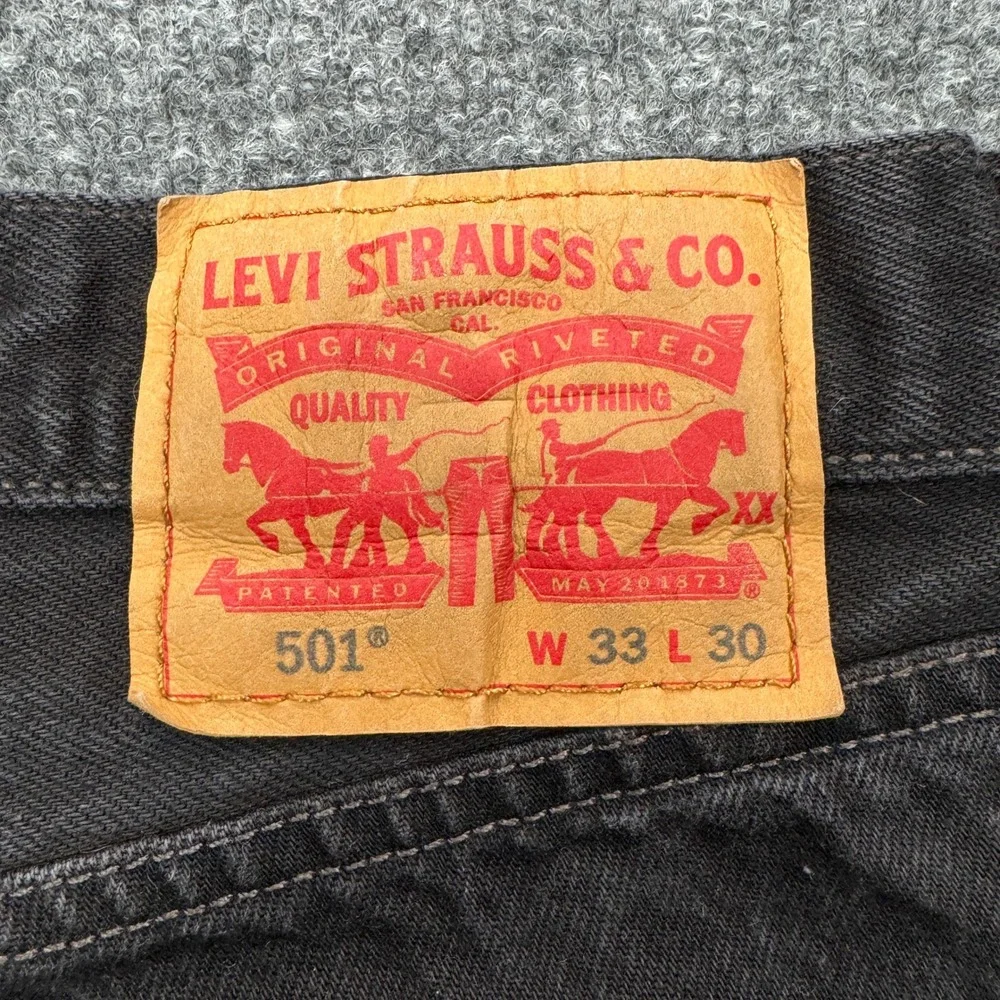 Levi's 501 Original Jeans Mens W33 L30 Black Straight Leg Button Fly Denim